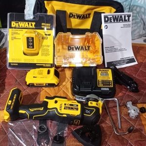 DeWalt 20v Multitool, Battery, Charger, Bag, Extra